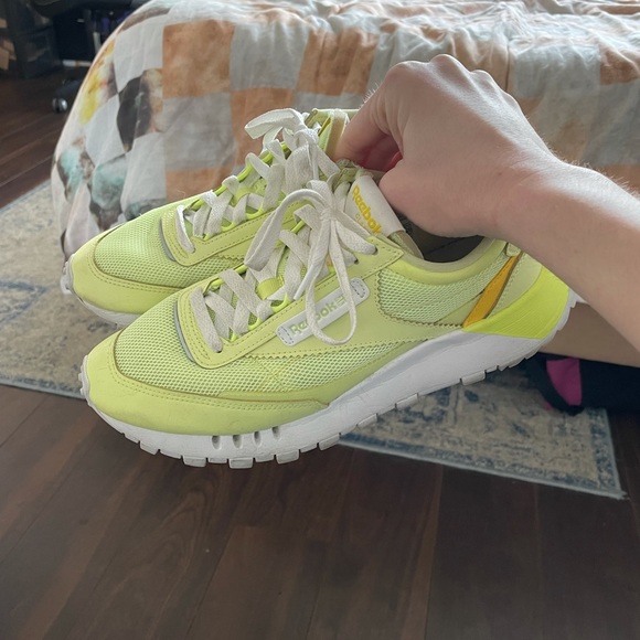 Reebok Classic Legacy highlighter yellow women’s 9/EUR 40 - Picture 5 of 6
